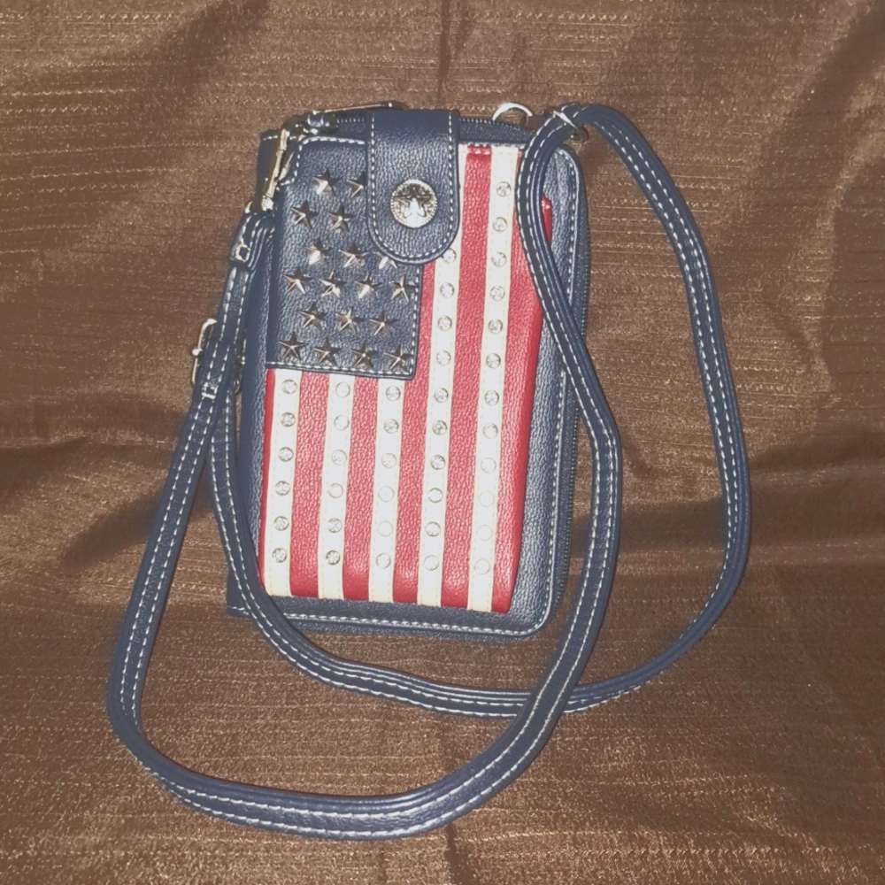 Montana West American Pride Phine Crossbody Bag